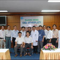 Phẫu thuật thay khớp gối và khớp háng 13/10/2009